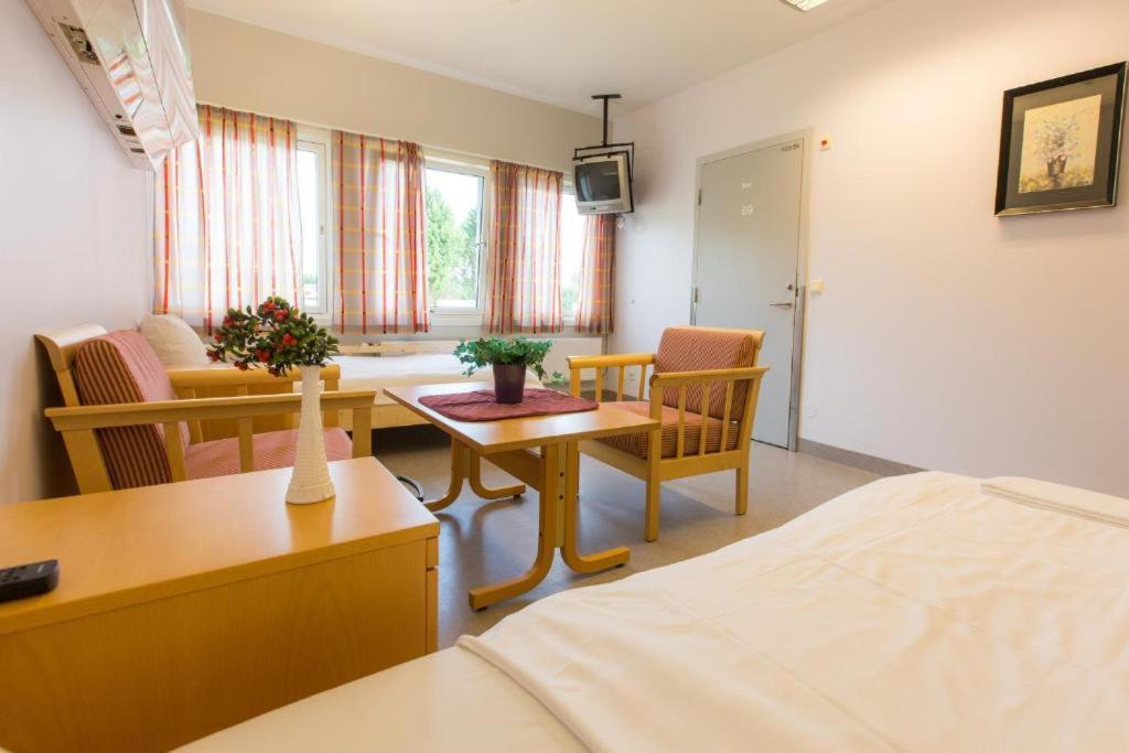 Stensby Hostel Eidsvoll Екстериор снимка